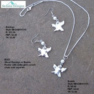 Boo fishhook earrings